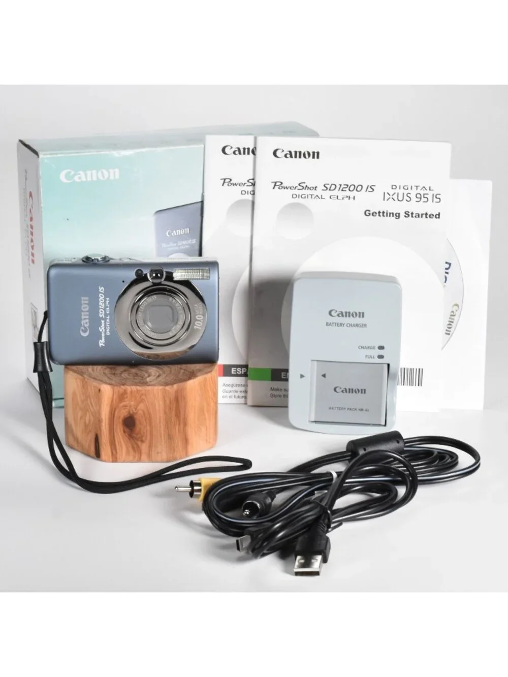 Canon PowerShot SD1200 IS/IXUS 95 IS Digital Camera 10MP 3x Optical Zoom MINT